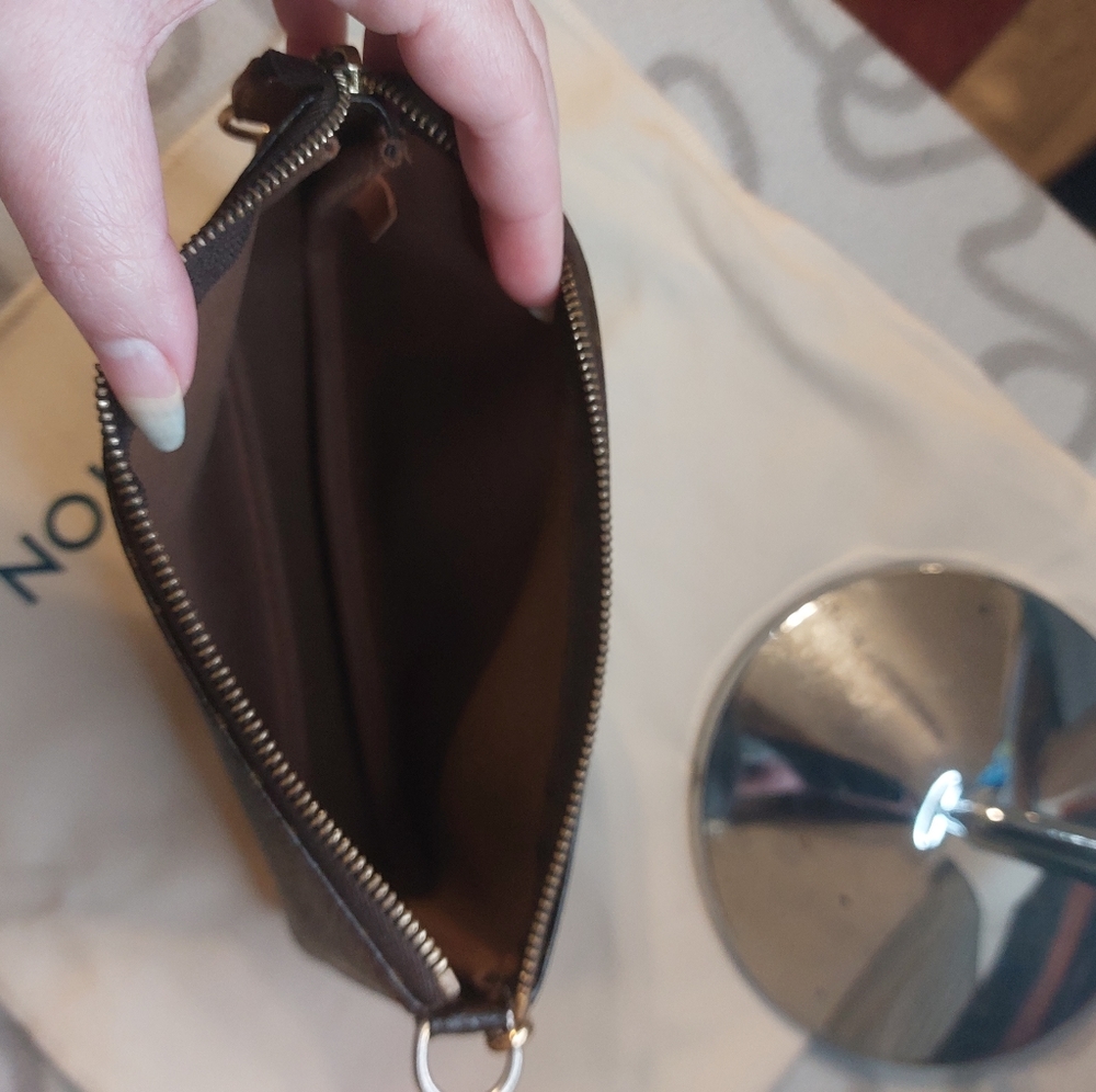 💖SOLD💖 Louis Vuitton Murakami Cherry Pochette bag - Picture 11 of 14